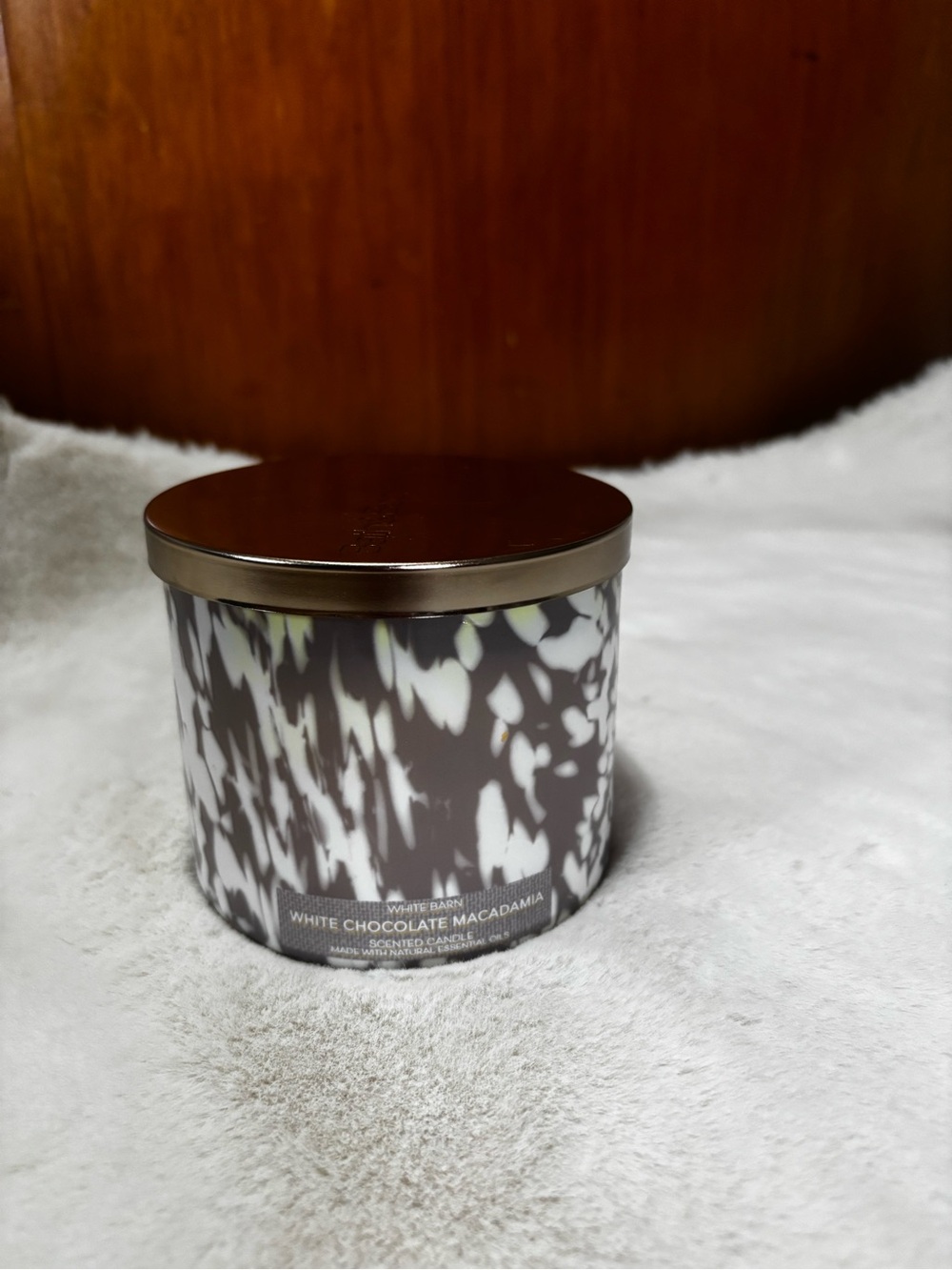 White Barn White Chocolate Macadamia 3-Wick Candle